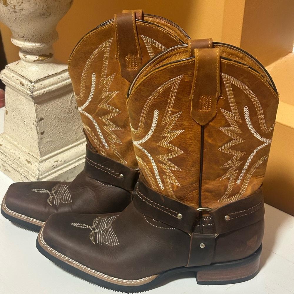 NWOT Caballo Dorado Kids Youth Cowboy Boots girl/boy sz 6Y HTF